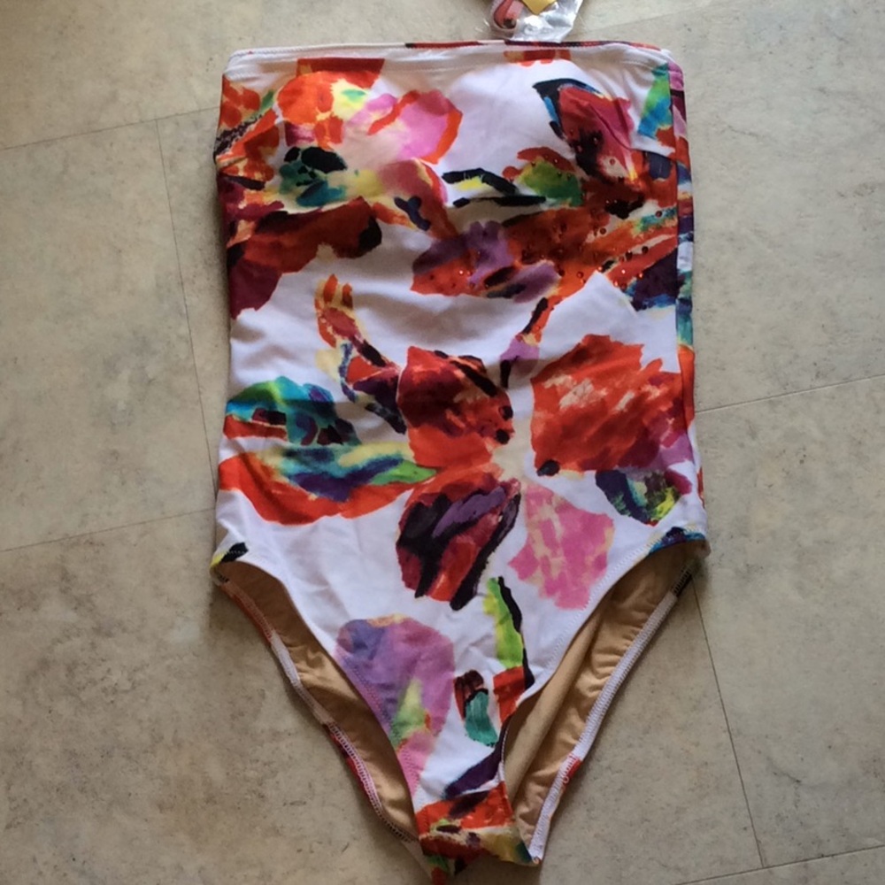 Gorgeous Gottex One Piece Swimsuit